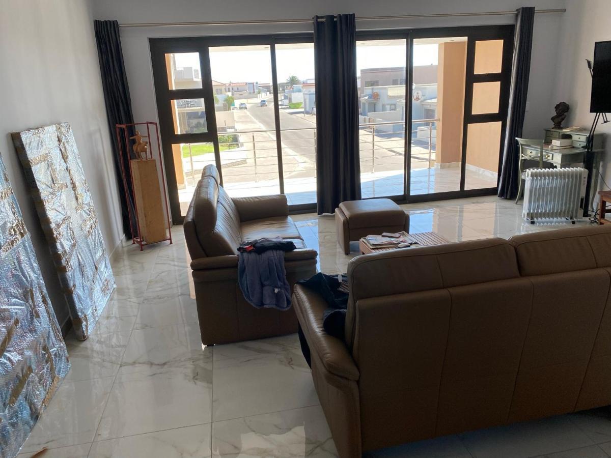 Mukulela Bed and Breakfast Walvis Bay Exteriör bild