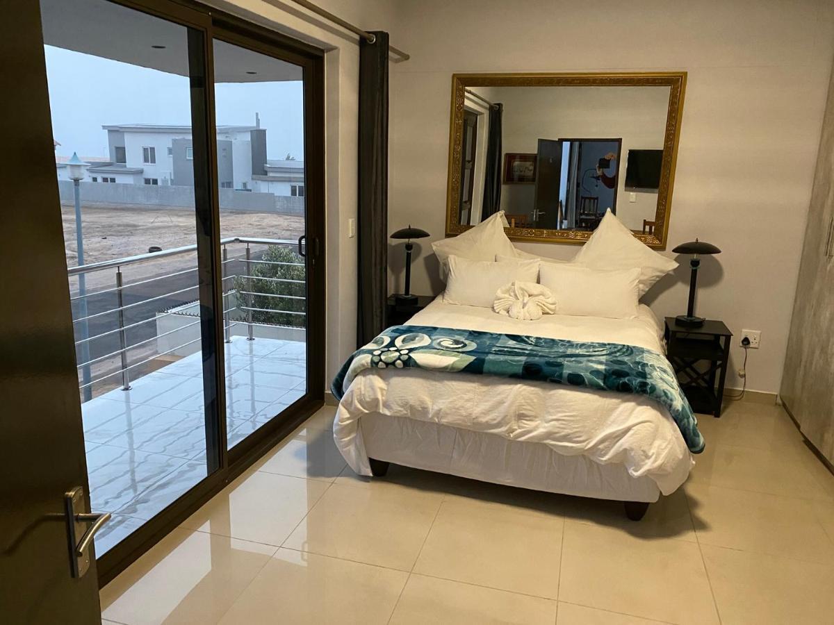 Mukulela Bed and Breakfast Walvis Bay Exteriör bild