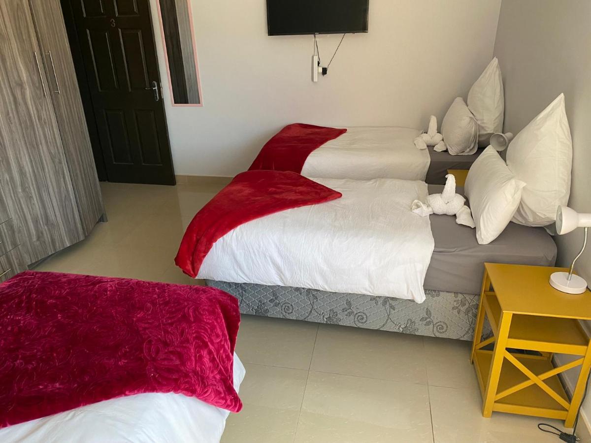 Mukulela Bed and Breakfast Walvis Bay Exteriör bild